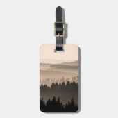 Hazy Woodland Hills Landscape Foto Gepäckanhänger (Vorderseite vertikal)