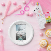 He asked she said yes engagement photo name stylis pappteller (Party)