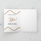 He asked she said yes engagement simple minimal  karte (Innenseite)