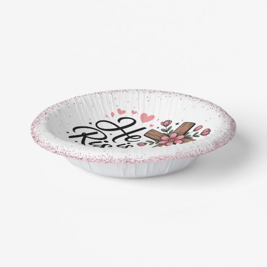 He Is Risen Cute Easter Pappteller (Gewinkelt)