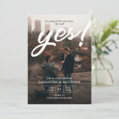 He Popped the Question She Said Yes Engagement Einladung (Stehend Vorderseite)