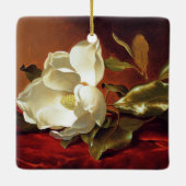 Heade - A Magnolia on Red Velvet Keramikornament (Rückseite)