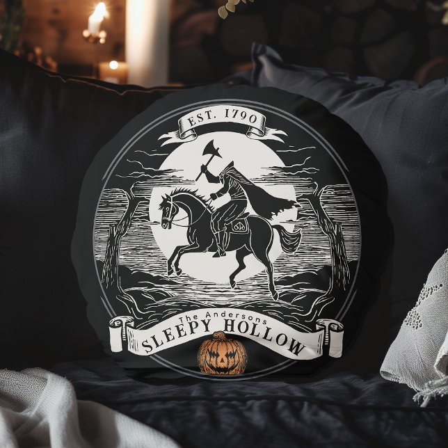 Headless Horseman Sleepy Hollow Halloween Rundes Kissen (Von Creator hochgeladen)