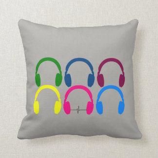 Headphone Heartbeat Kissen