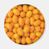 Heap von orangefarbenen Kumquaten in Faltschachtel Magnet (Vorne)