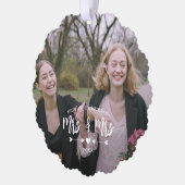 Heart Arrows First Christmas Mrs. Foto Ornament Karte (Links)