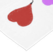 Heart Balloons Birthday Tischdecke (Schrägansicht)