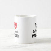 Heart Belongs Paramedic Kaffeetasse (Mittel)