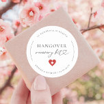 Heart Hangover Erholung Kit Wedding Party Gefallen Runder Aufkleber<br><div class="desc">Diese lustigen Aufkleber wären eine wunderbare Ergänzung zu Ihren Nachrüstprodukten nach dem Party! Sie können diese einfach anpassen,  indem Sie auf die Option "Personalisieren" klicken.</div>