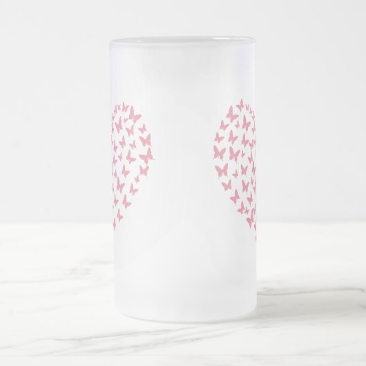 Heart of Capricious Butterflies Mattglas Bierglas (Mittel)