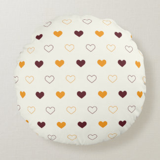 Heart Pattern with Orange & Brown Hearts Rundes Kissen