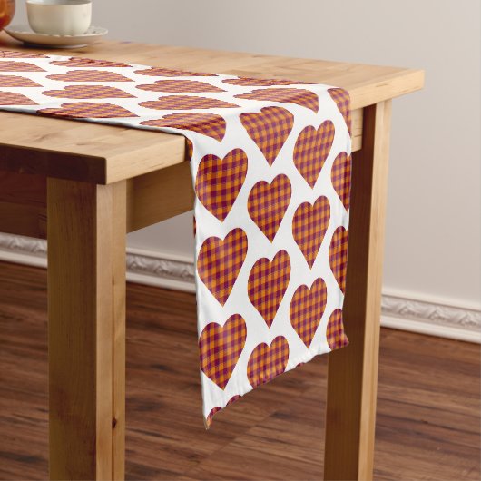 Heart Shaped Plaid Orange Burgundy Table Runner Kurzer Tischläufer (Beispiel)