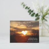 Heart Sunset Wedding Romantic Save the Date Ankündigungspostkarte (Stehend Vorderseite)
