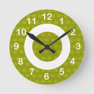 Heartlines - Celery Green Runde Wanduhr
