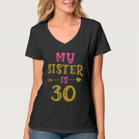 Hearts 30th Bday For Sister From Sister Brother T-Shirt (Vorderseite)