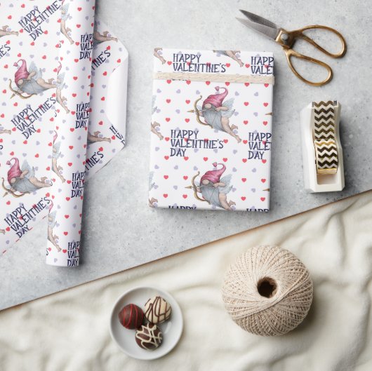 Hearts Funny Valentine Cupid Gnome Muster Geschenkpapier (Kunsthandwerk)