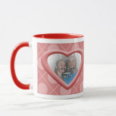 Hearts Hugs & Kisses Anpassbare Pink-Foto-Tasse Tasse (Links)