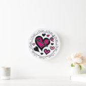 Hearts Love Runde Wanduhr (Zuhause)