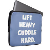 Heavy, Cuddle Hard - Funny Novelout Workout Laptopschutzhülle (Vorne Rechts)