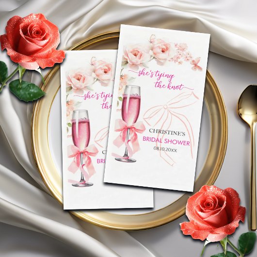 Heben Sie das Glas, das sie das Brautparty des Kno Serviette