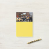 Heben Sie die Schale zweimal an Post-it Klebezettel (Auf Schreibtisch)