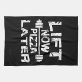 Heben Sie jetzt, Pizza-später - lustiges Handtuch (Horizontal)