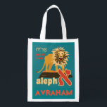 Hebräer Alephbet wiederverwendbares Wiederverwendbare Einkaufstasche<br><div class="desc">Hebräer Alephbet wiederverwendbares Lebensmittelgeschäft Tasche-Fügen Namen hinzu. Retten Sie den Planeten. Halten Sie zu 50 lbs. Addieren Sie Ihren eigenen Namen oder haben Sie einfach den Art.,  der für das Tragen Ihrer Schulversorgungen oder Geburtstaggeschenktasche groß ist.</div>