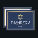 Hebräischer Name Bar Mitzvah Star von David Navy & Dankeskarte<br><div class="desc">Herzlichen Dank an Familie und Freunde, dass sie Ihre Bar mitzvah Feier mit eleganten, maßgeschneiderten Dankkarten teilen. Alle Formulierungen sind einfach zu personalisieren oder zu löschen. Wenn Sie lieber Hand schreiben Sie Ihre Nachricht von Dankeschön, löschen Sie einfach den Beispieltext. Dieses blaue, weiße und goldene Template-Design mit englischen und hebräischen...</div>