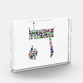 Hebrew Letter HEY made with Gemstones Fotoblock