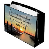 HEBREWS 11:11 SONNENDESIGN GROßE GESCHENKTÜTE (Rückseite Schrägansicht)