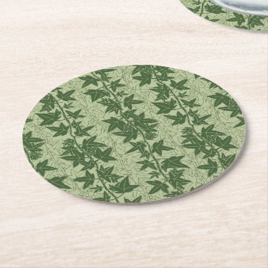 Hedera Ivy Vines - botanisches grünes D_L Muster. Runder Pappuntersetzer (Angewinkelt)