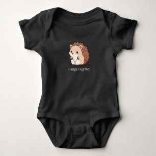 Hedge-Hug Baby Strampler
