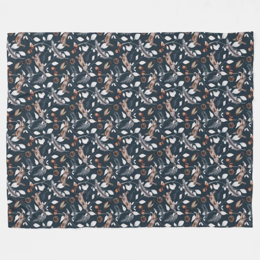 Hedgerow Vines Romping Rabbits Fleecedecke (Vorderseite (Horizontal))