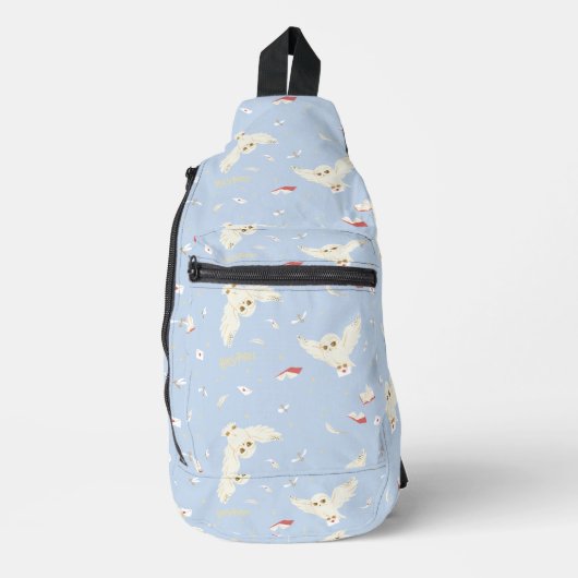 Hedwig-Eulenpost-Briefe-und-Bücher-Muster Crossbody Bag (Vorderseite)