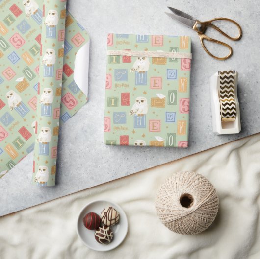Hedwig-Post-Blockbuchstaben-Muster Geschenkpapier (Kunsthandwerk)