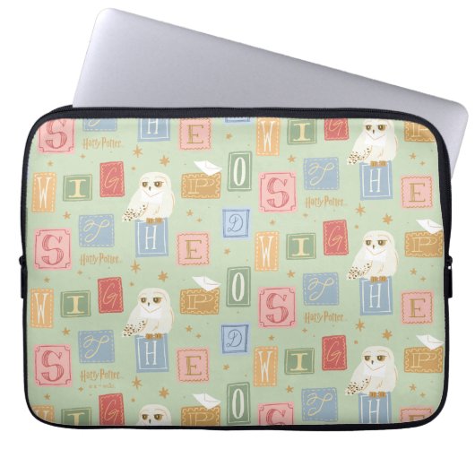 Hedwig-Post-Blockbuchstaben-Muster Laptopschutzhülle (Vorderseite)