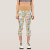 Hedwig Post Letter Block Pattern Capri Leggings (Vorderseite)