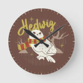 Hedwig Whimsical Forest Drawing Runde Wanduhr (Vorderseite)