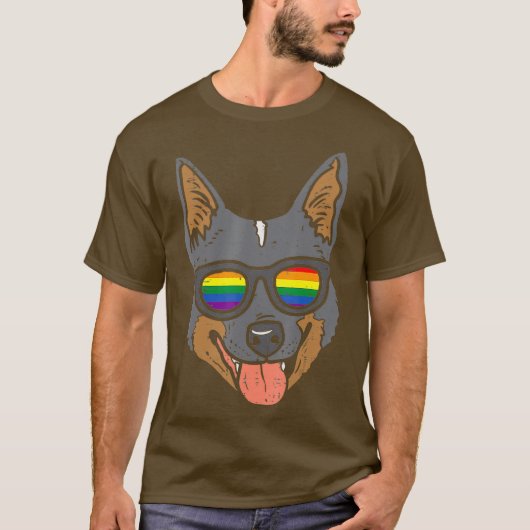 Heeler Rind Hund LGBTQ Rainbow Flag Gay Pride T-Shirt (Vorderseite)
