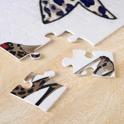 Heelse mit weißem Leopardenbogen im Puzzle (Seite)