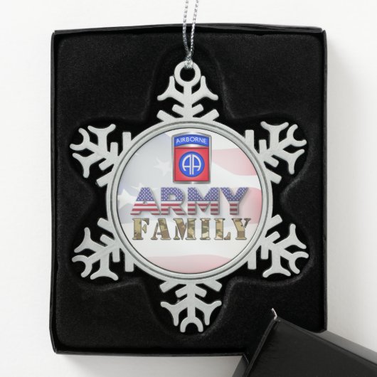 Heeresfamilie der 82. Im Flugzeug Division Schneeflocken Zinn-Ornament (Box)