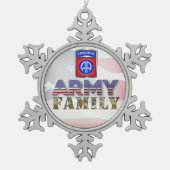 Heeresfamilie der 82. Im Flugzeug Division Schneeflocken Zinn-Ornament (Vorderseite)
