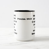 Heilgebet Isaiah 30:2 Zweifarbige Tasse (Mittel)