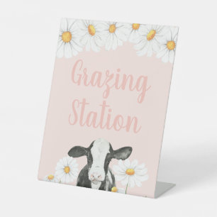 Heilige Kuh Daisy Pink Geburtstags-Essens-Podest-S Sockelschild