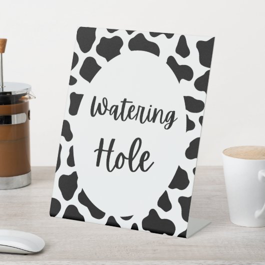 Heilige Kuh Print Birthday Watering Hole Zeichen Sockelschild (In SItu)
