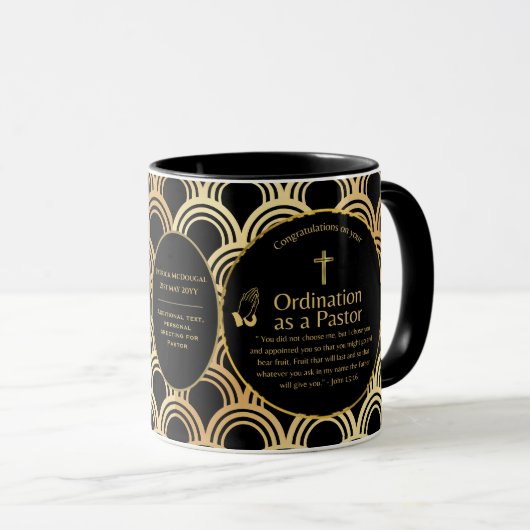 Heilige Priesterspende Pfarrkirche nach Maß Tasse (VorderseiteRechts)