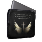 Heiliger Geist mit christlichem Kreuz und Laptopschutzhülle (Vorne Rechts)