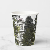 Heiligtum inmitten der Bäume Pappbecher (Vorderseite)