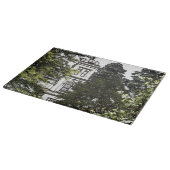 Heiligtum inmitten der Bäume Schneidebrett (Ecke)