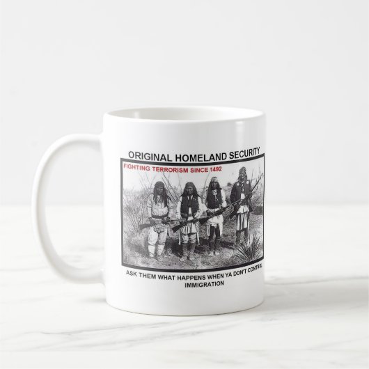 Heimat-Sicherheit 1492 Kaffeetasse (Links)